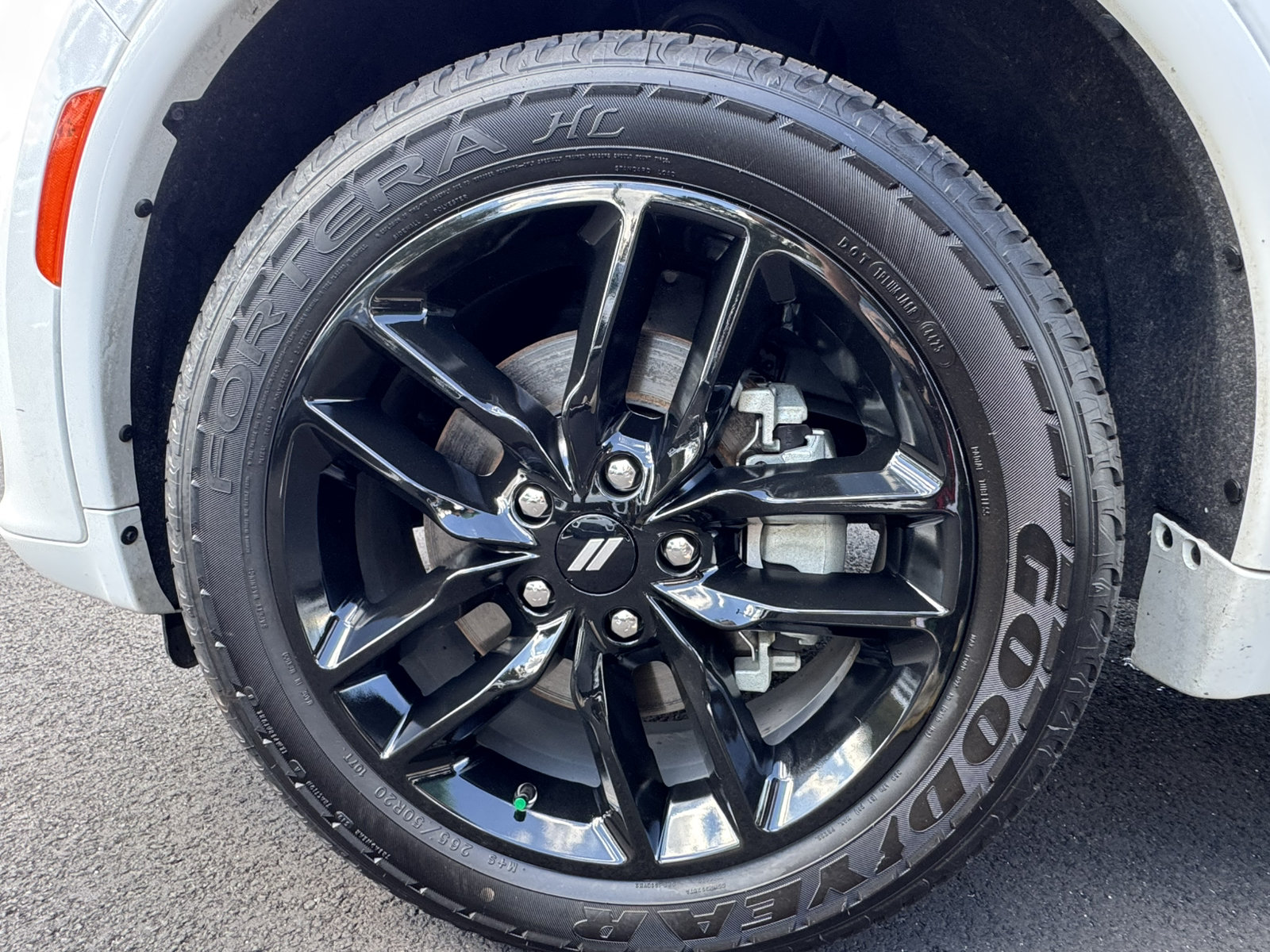 Certified 2025 Dodge Durango GT AWD/4WD image 13