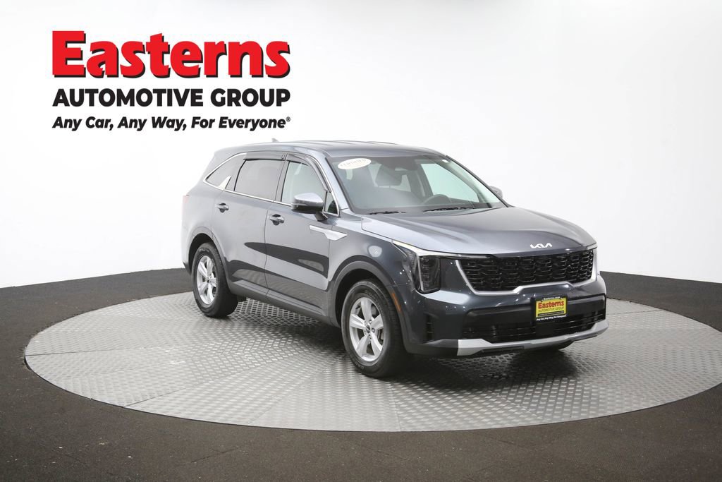 Used 2024 Kia Sorento LX FWD image 50