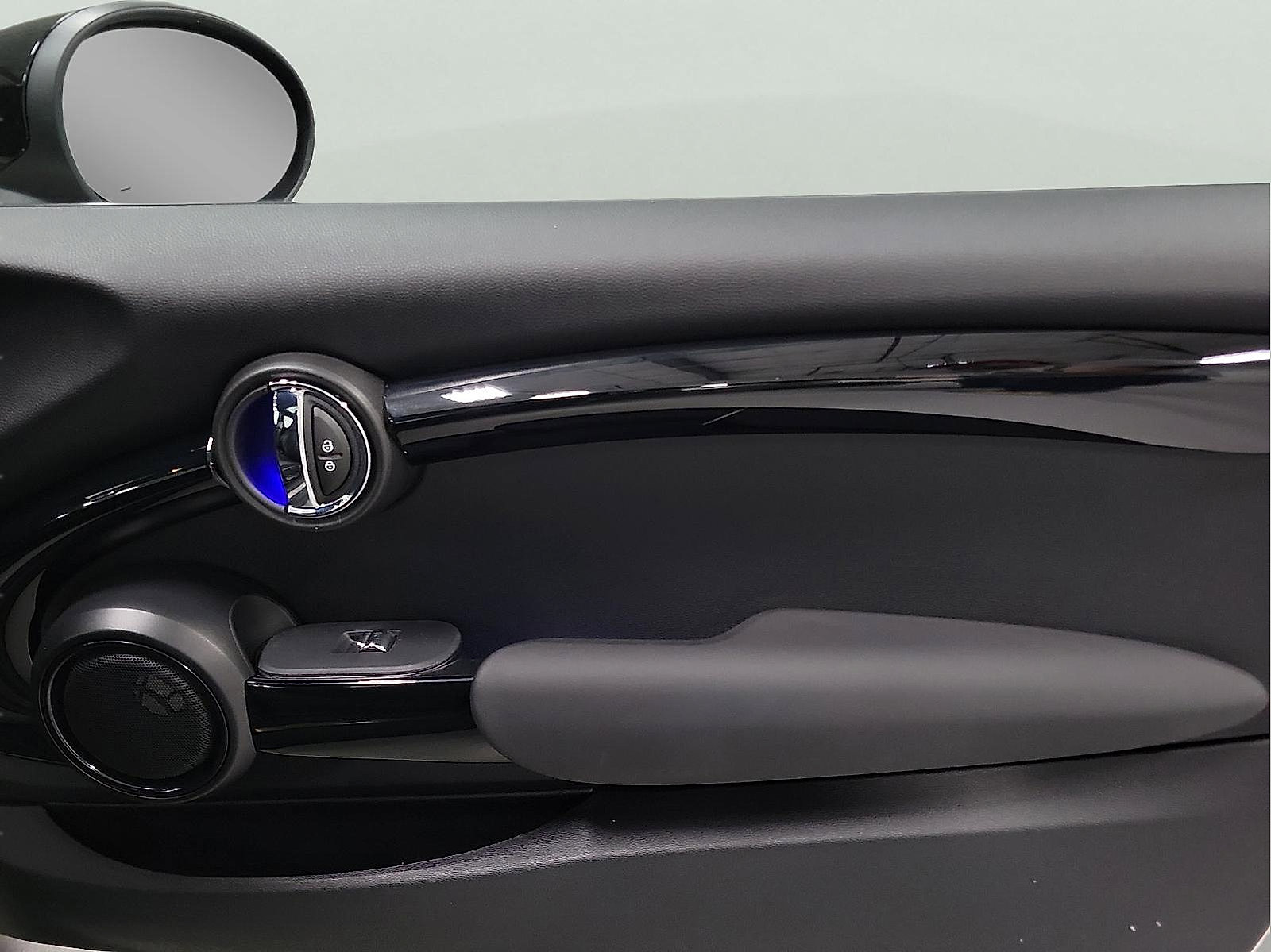 Used 2021 MINI Cooper S w/ 6.5" Touchscreen Package image 13