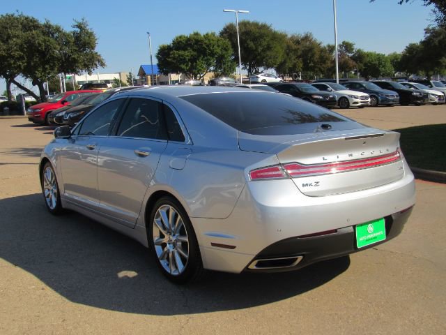 Used 2016 Lincoln MKZ Hybrid image 9