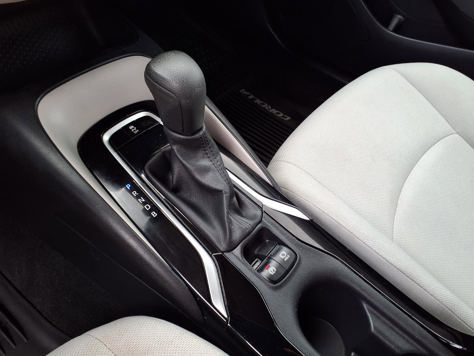 Used 2020 Toyota Corolla L image 10