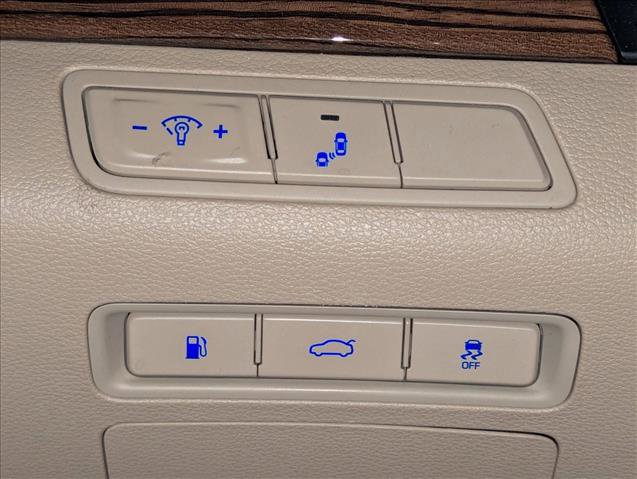 Used 2017 Hyundai Sonata Limited image 10