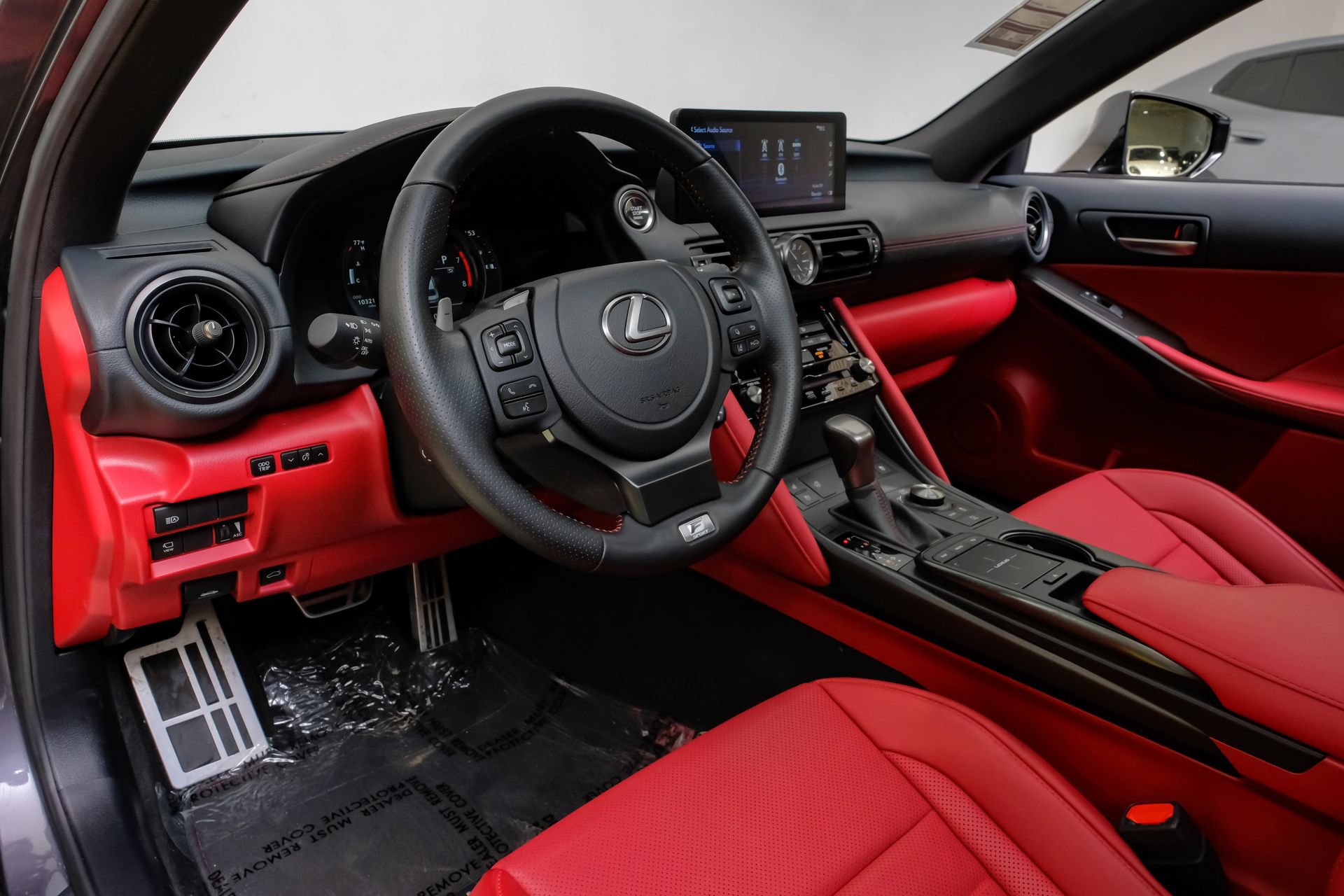 Used 2025 Lexus IS 350 F Sport w/ Navigation Package RWD image 3