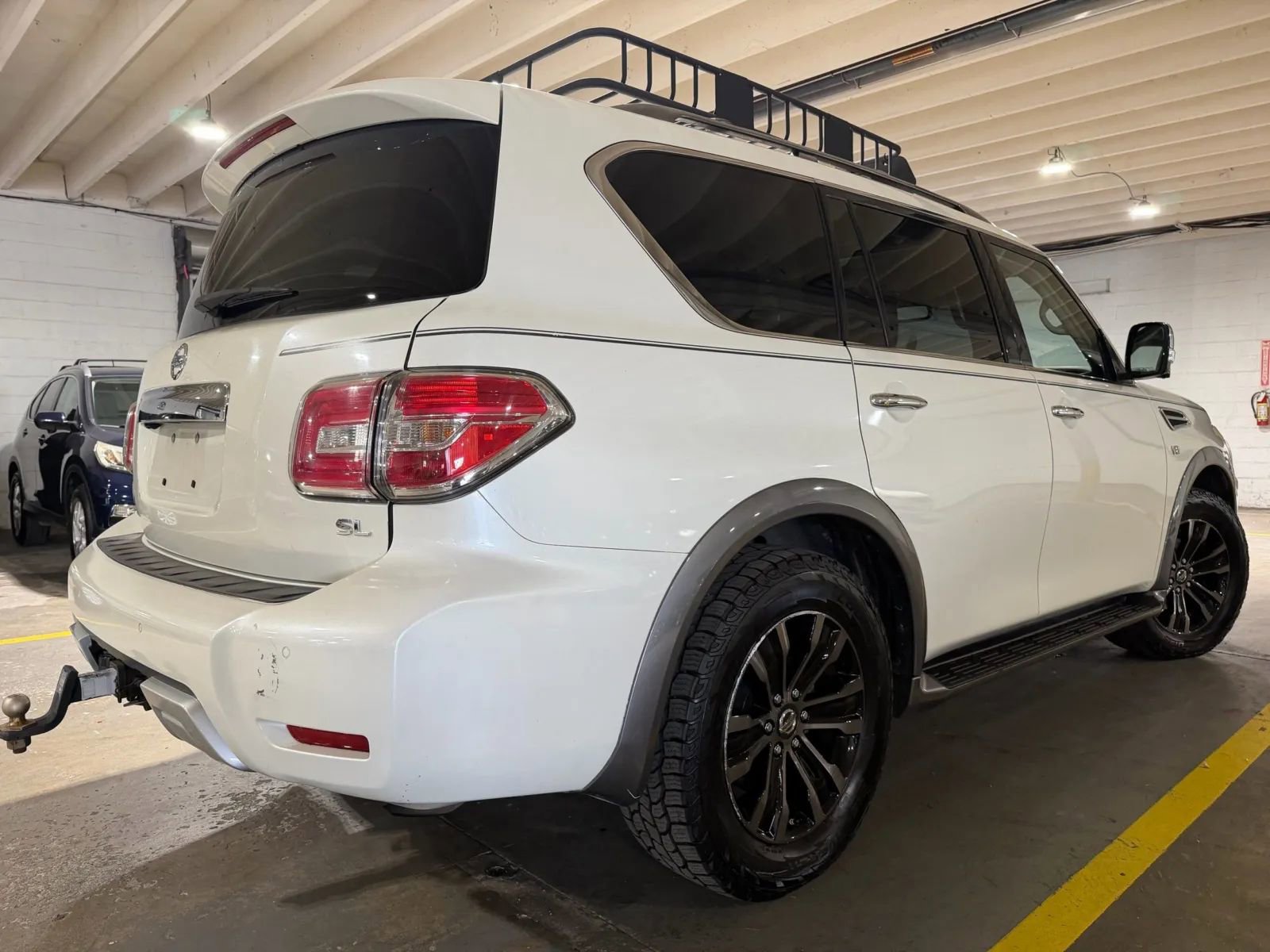 Used 2018 Nissan Armada SL AWD/4WD image 4