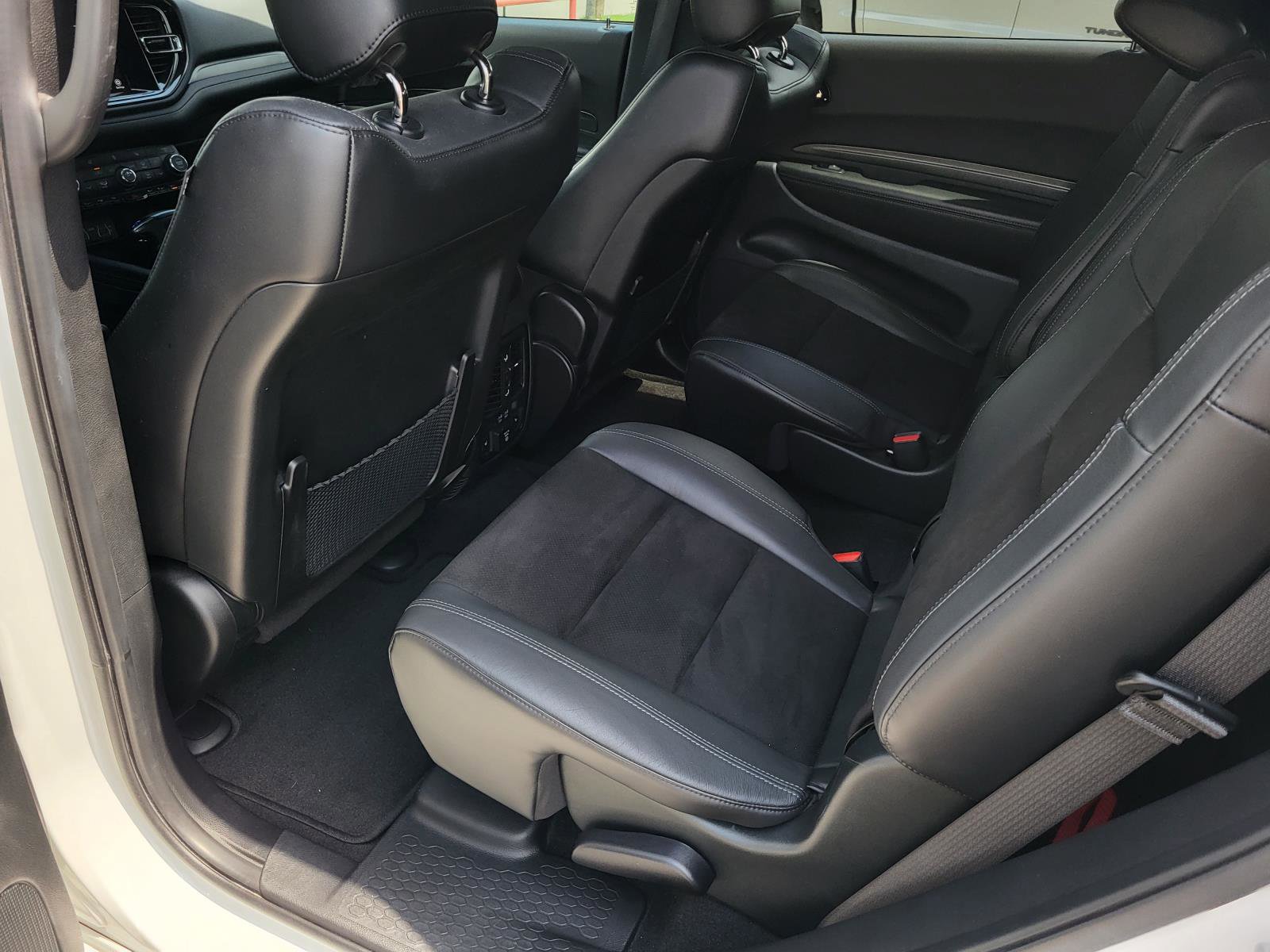 Used 2022 Dodge Durango GT image 28