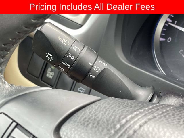 Used 2016 Toyota Highlander Limited FWD image 33