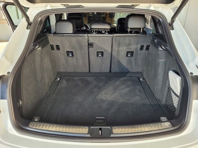 Used 2024 Porsche Macan S image 26