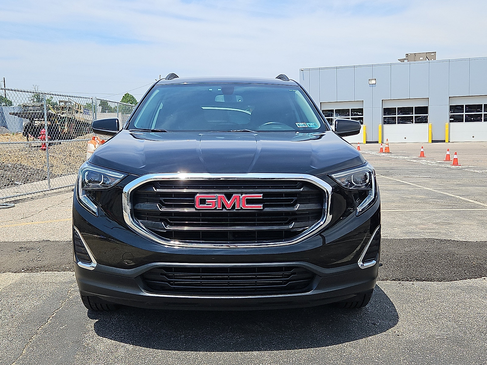 Certified 2018 GMC Terrain SLE w/ Driver Convenience Package FWD image 2