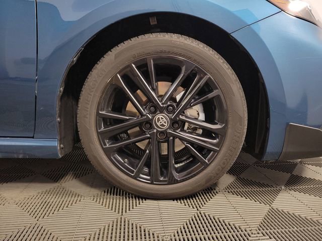 Used 2025 Toyota Camry SE image 11