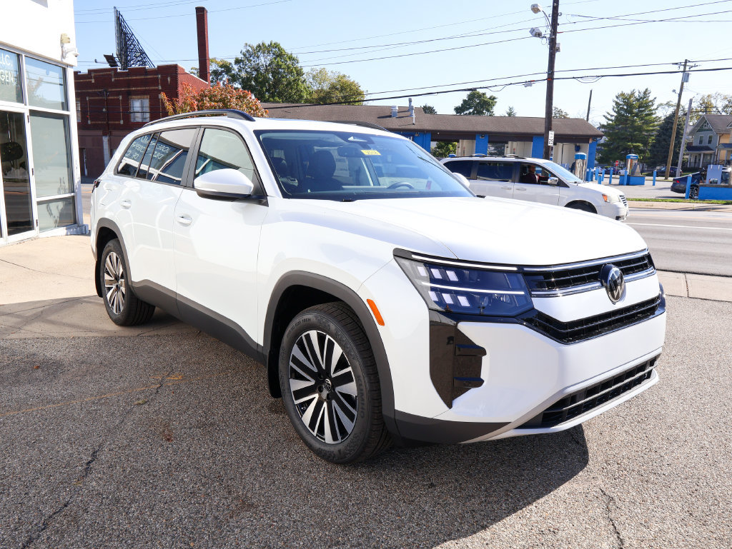 New 2027 Volkswagen Atlas SE AWD/4WD image 7