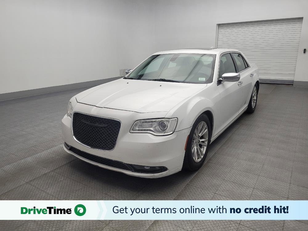 Used 2016 Chrysler 300 C image 1