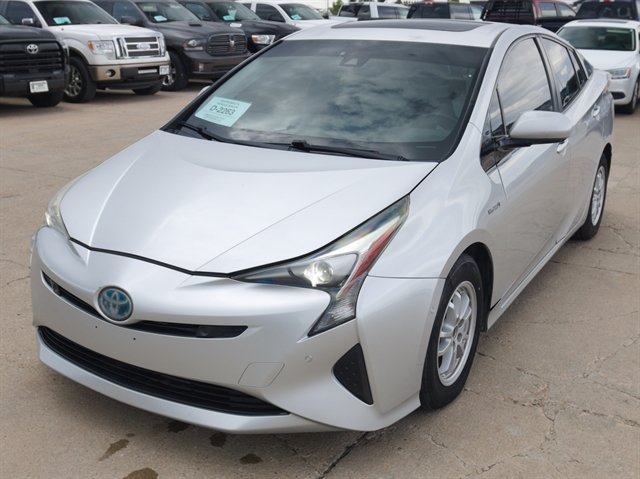 Used 2016 Toyota Prius Four w/ Advanced Technology Package FWD image 2