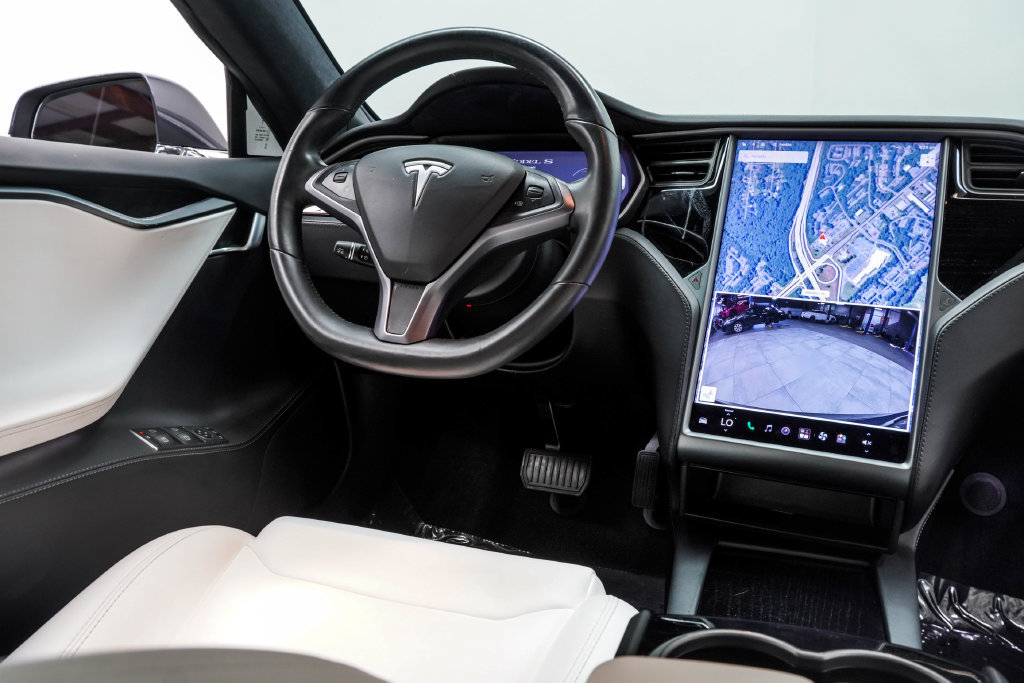 Used 2020 Tesla Model S Long Range Plus AWD/4WD image 25