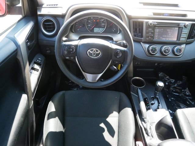 Used 2014 Toyota RAV4 LE AWD/4WD image 11