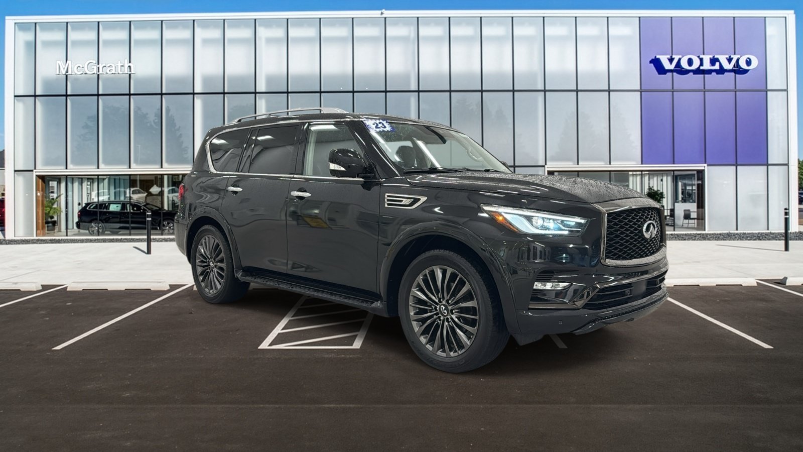 Used 2023 INFINITI QX80 Premium Select w/ Cargo Package