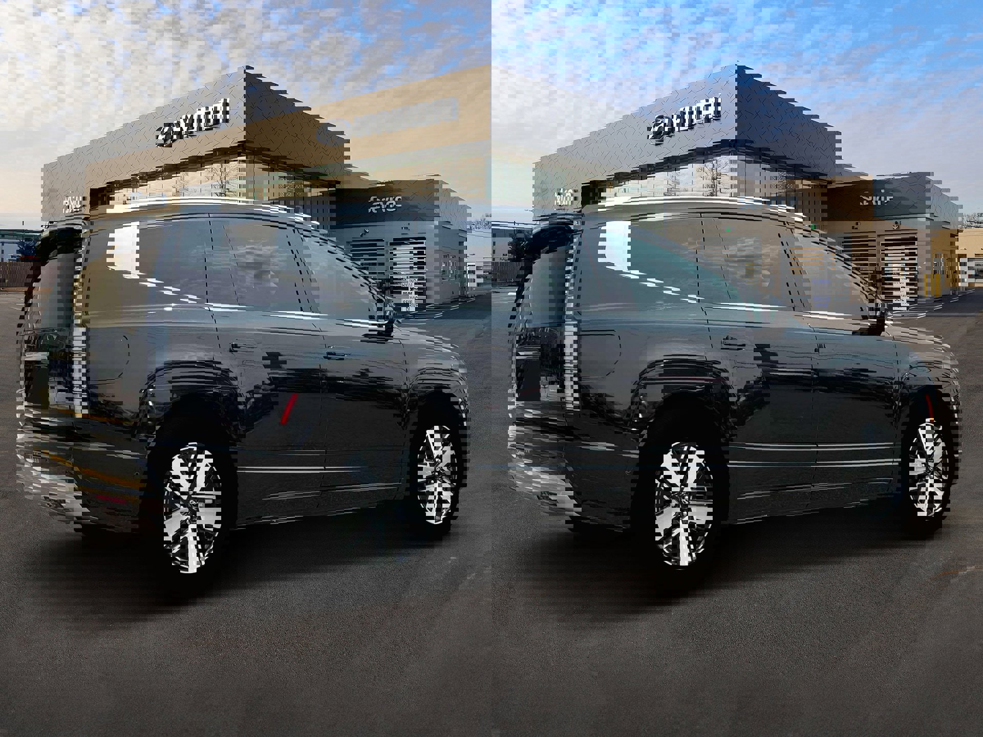 New 2026 Hyundai Ioniq 9 SEL image 8