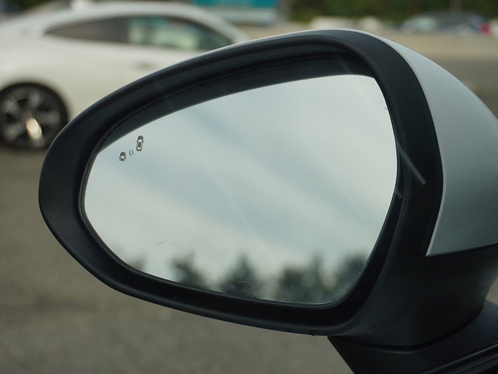 Used 2023 Kia K5 LXS image 38