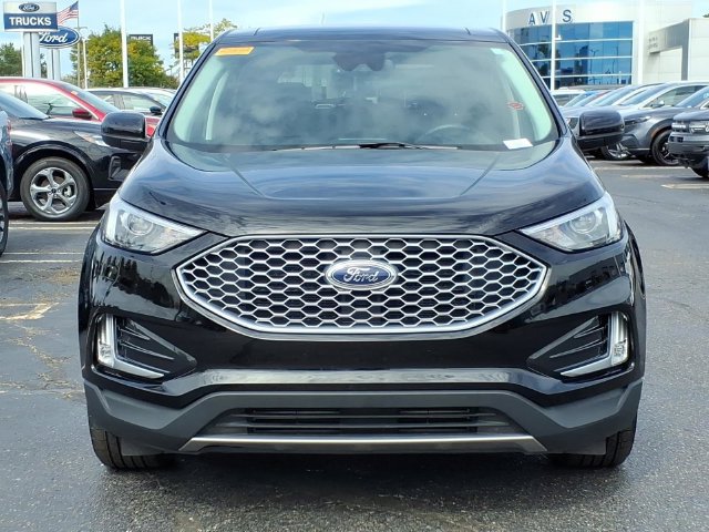 Used 2023 Ford Edge SEL w/ Convenience Package AWD/4WD image 2