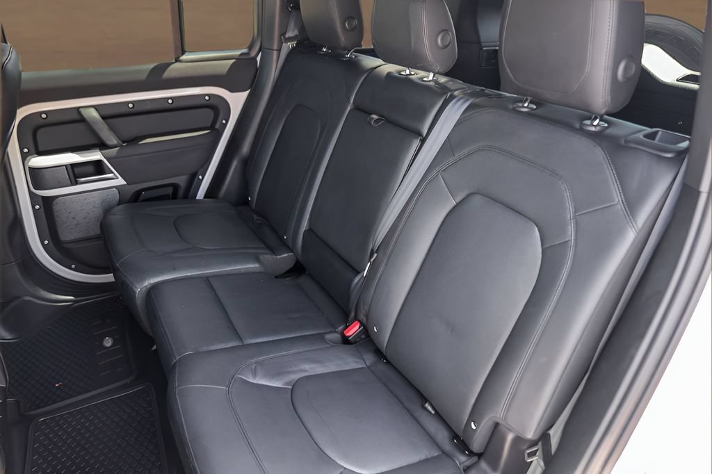 Used 2023 Land Rover Defender 110 S AWD/4WD image 23