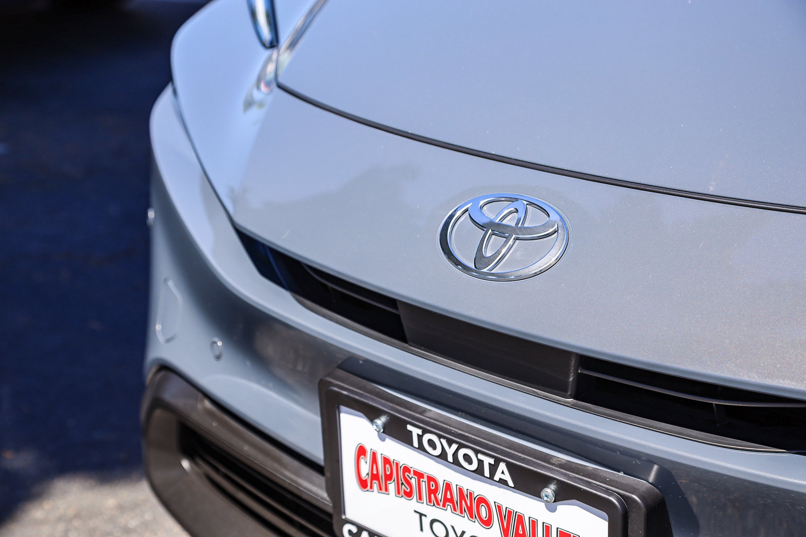 Certified 2024 Toyota Prius LE FWD image 12