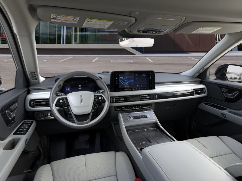 New 2026 Lincoln Aviator 2WD image 9