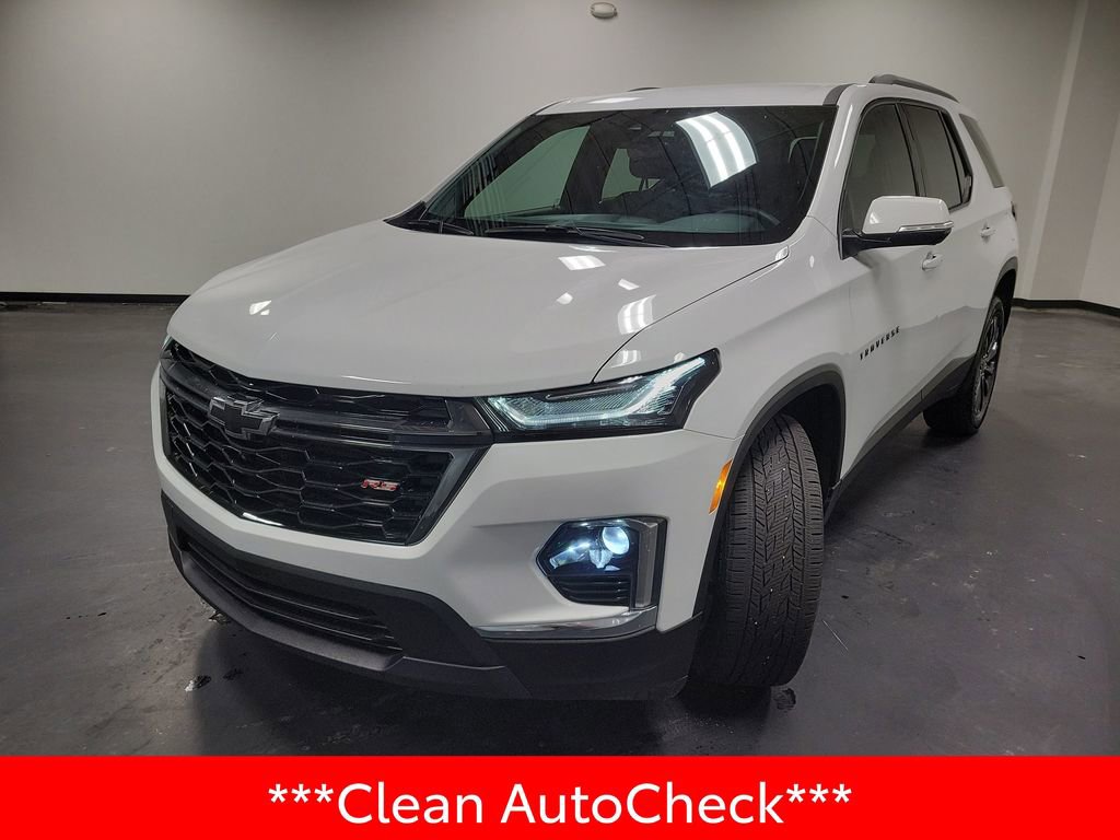 Used 2023 Chevrolet Traverse RS image 4