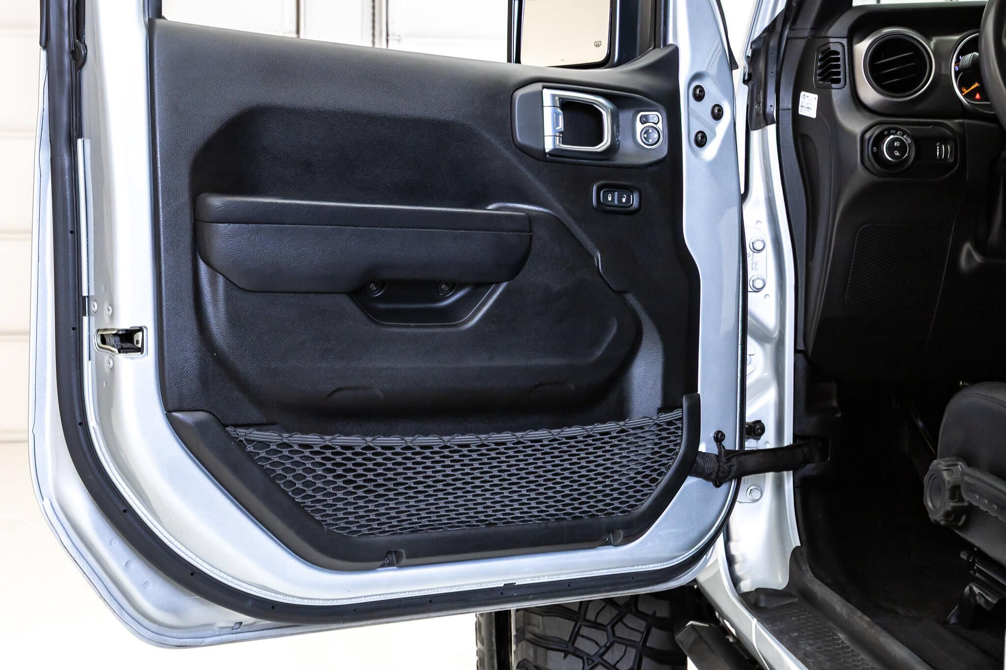 Used 2023 Jeep Gladiator Sport AWD/4WD image 35