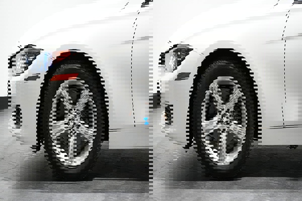 Used 2015 BMW 328i Sedan RWD image 4