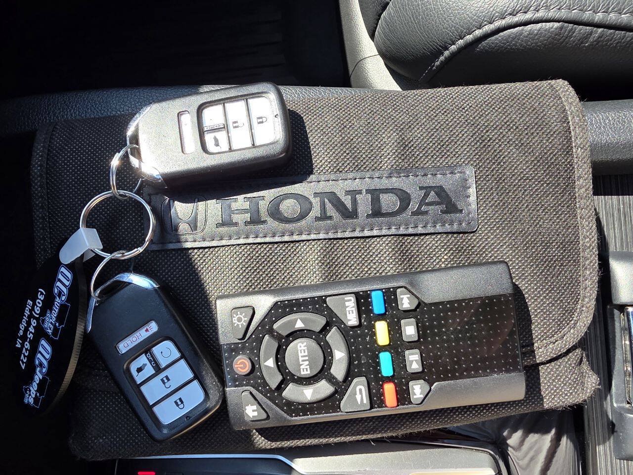 Used 2021 Honda Pilot Touring image 23