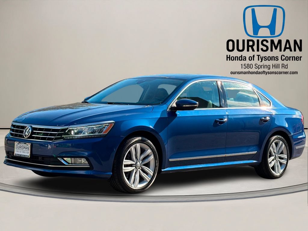 Used 2017 Volkswagen Passat 1.8T SEL Premium FWD image 2
