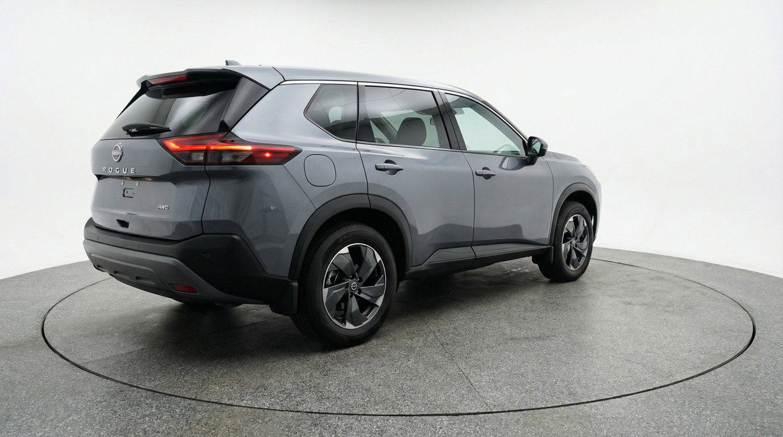 Used 2025 Nissan Rogue SV image 9