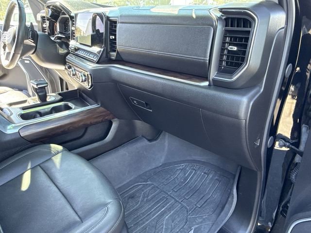 Used 2025 GMC Sierra 1500 SLT w/ SLT Premium Package image 29