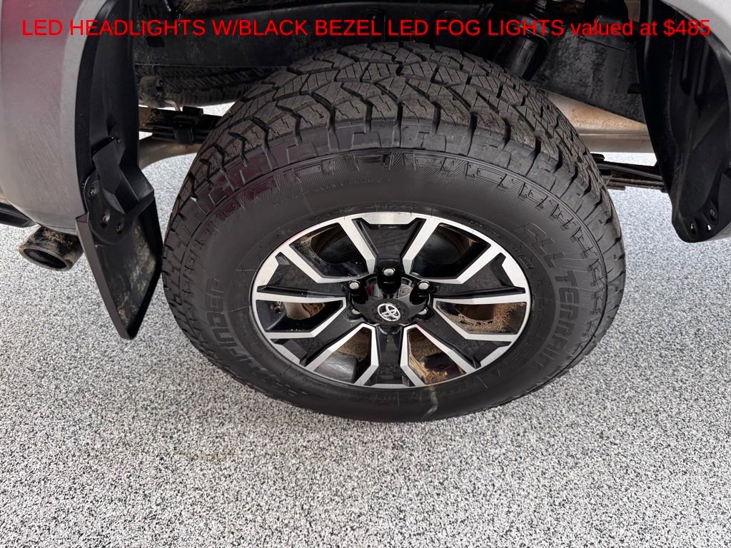 Used 2023 Toyota Tacoma TRD Sport w/ Advanced Technology Package image 8