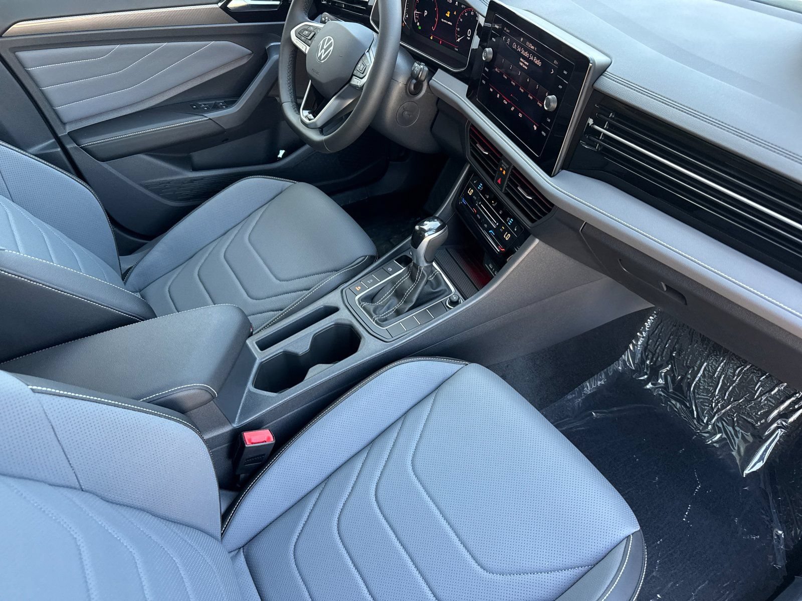 New 2026 Volkswagen Jetta SEL FWD image 15