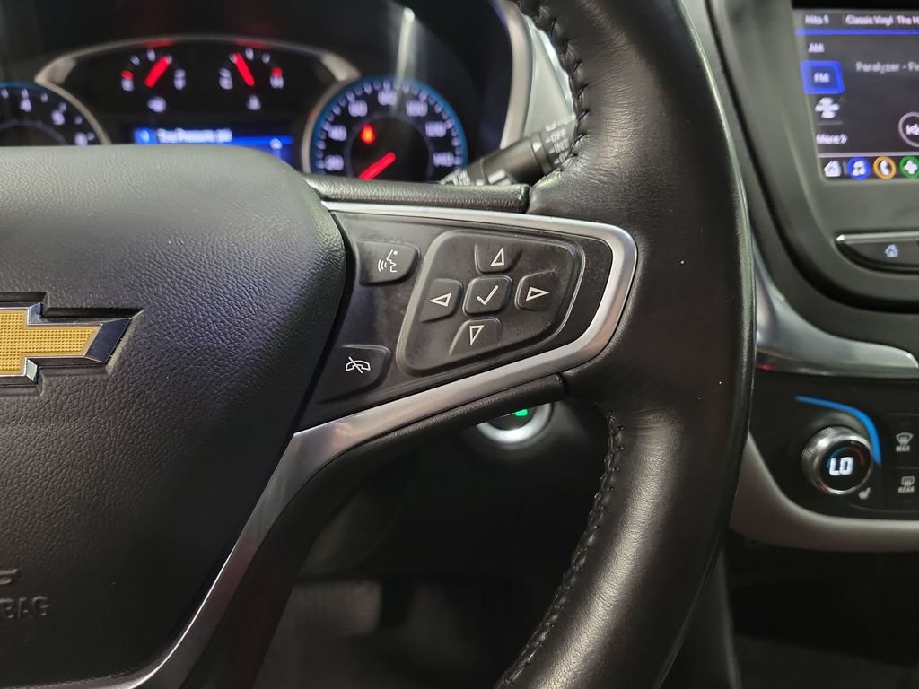 Used 2022 Chevrolet Equinox LT w/ Driver Convenience Package FWD image 24