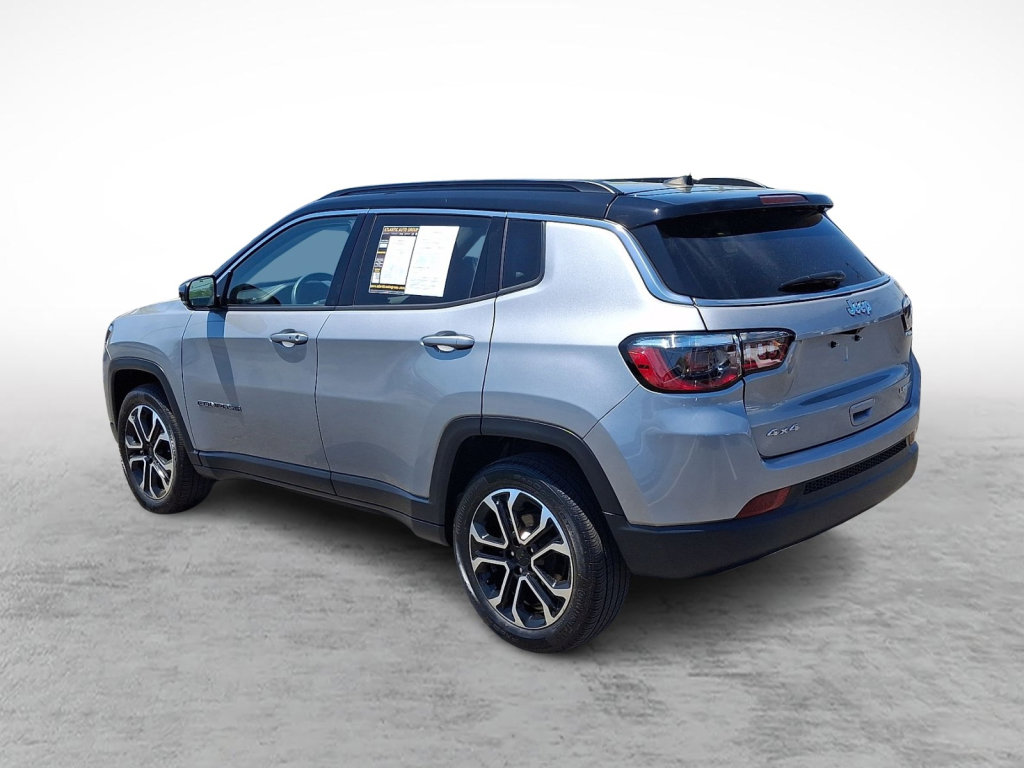 Used 2022 Jeep Compass Limited AWD/4WD image 3