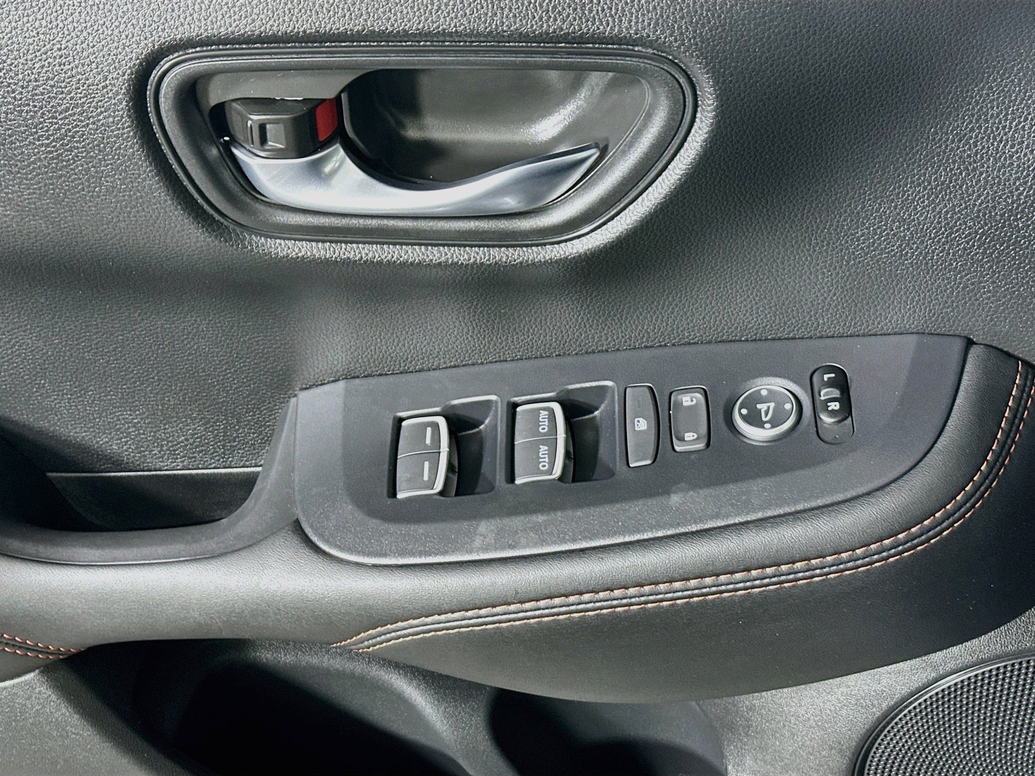 Used 2026 Honda HR-V Sport image 14