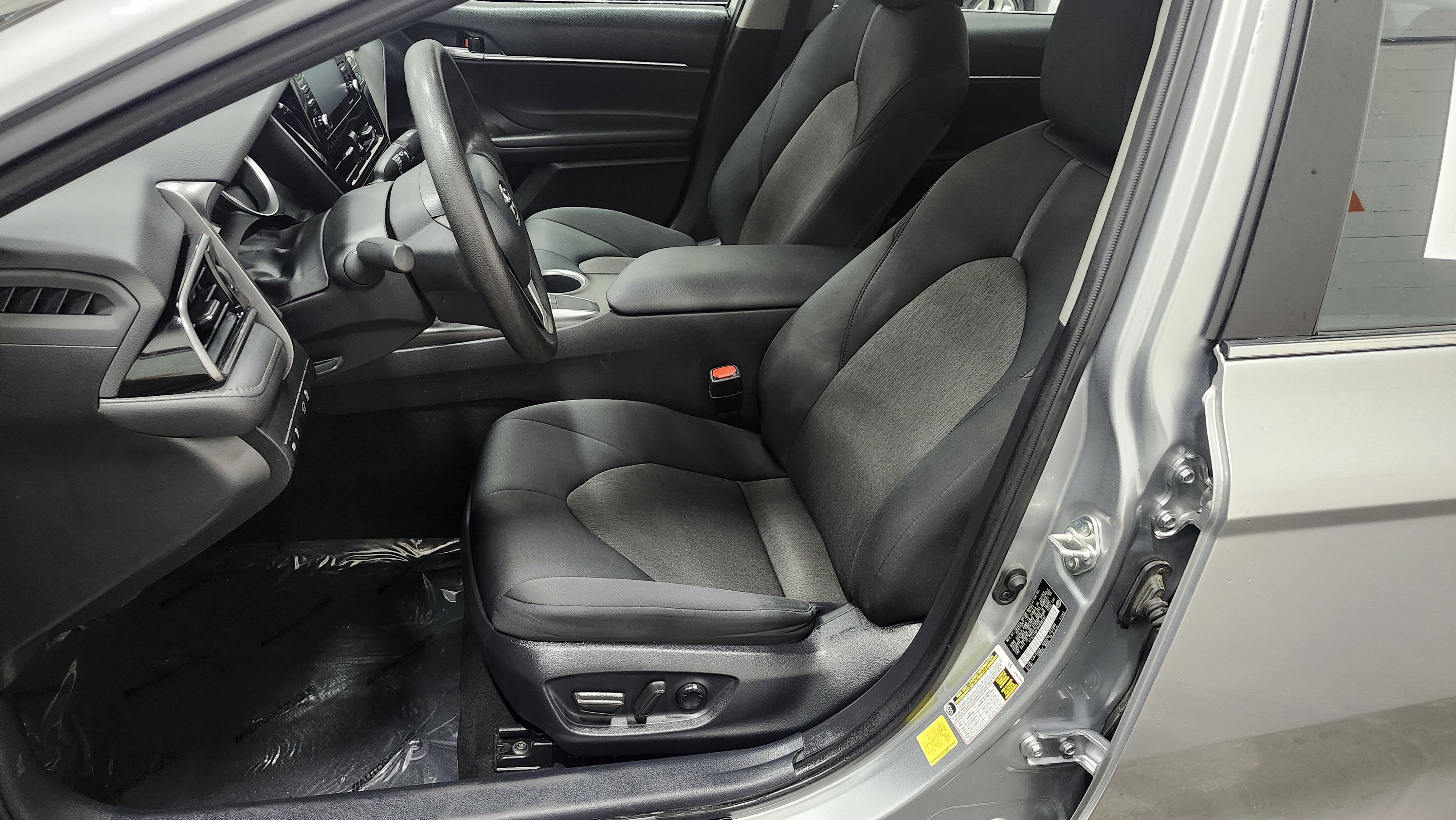 Used 2024 Toyota Camry LE image 22