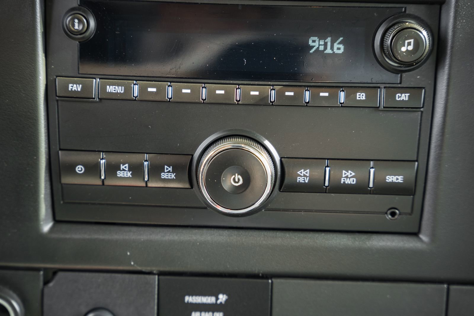 Used 2018 Chevrolet Express 3500 w/ Driver Convenience Package image 27