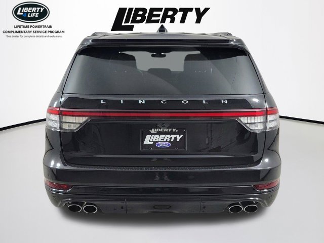 Used 2026 Lincoln Aviator Reserve w/ Jet Appearance Package AWD/4WD image 4