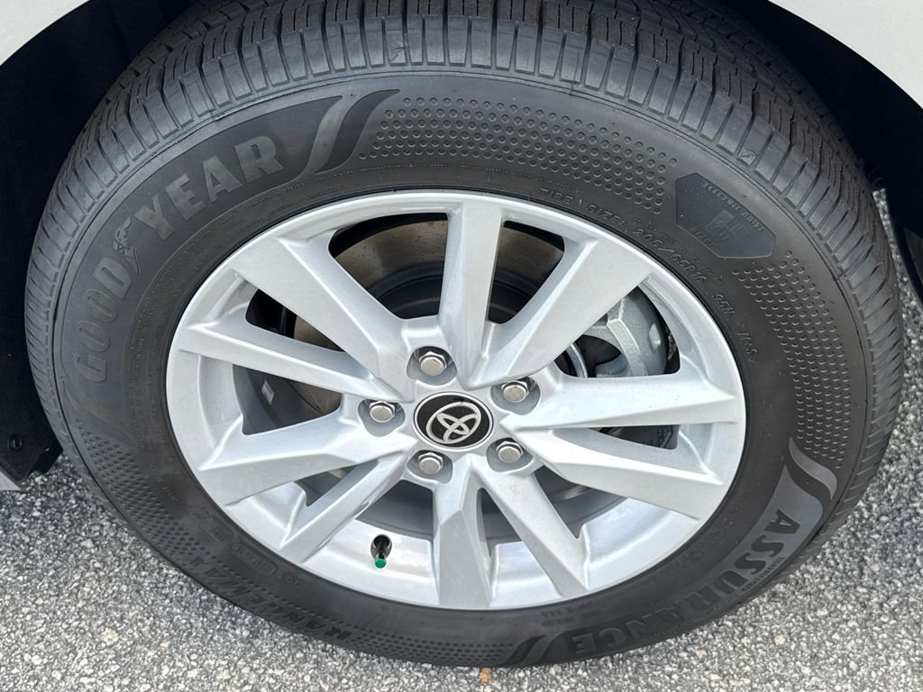 New 2026 Toyota Camry LE FWD image 19