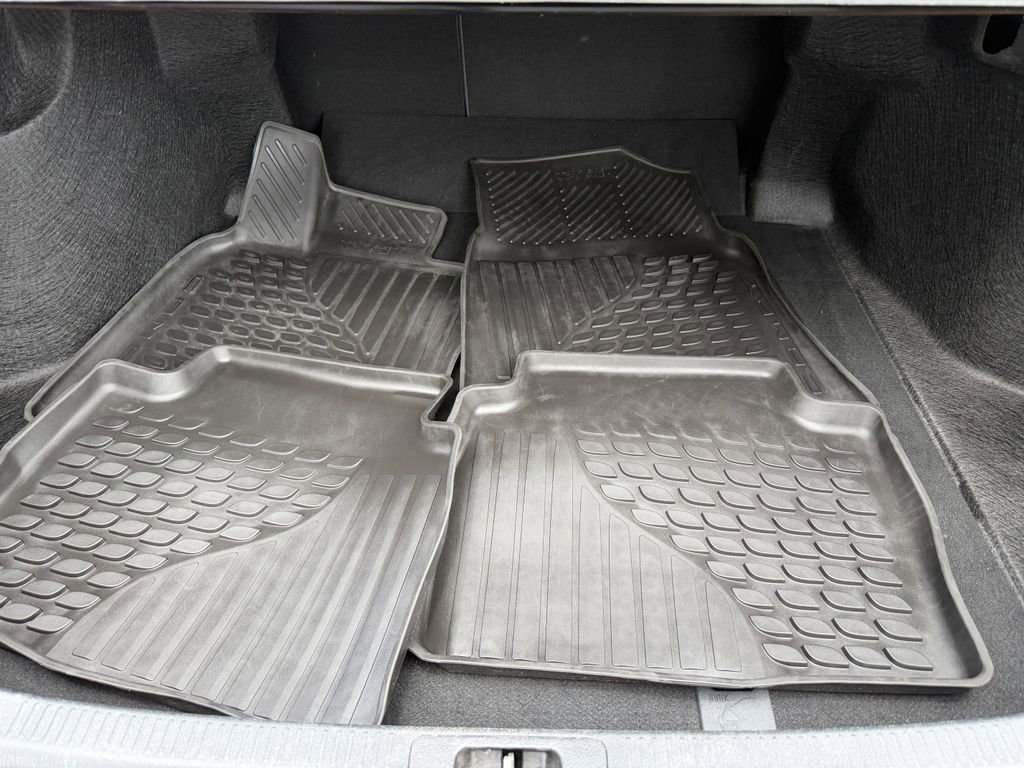 Used 2023 Toyota Camry SE w/ Convenience Package FWD image 7