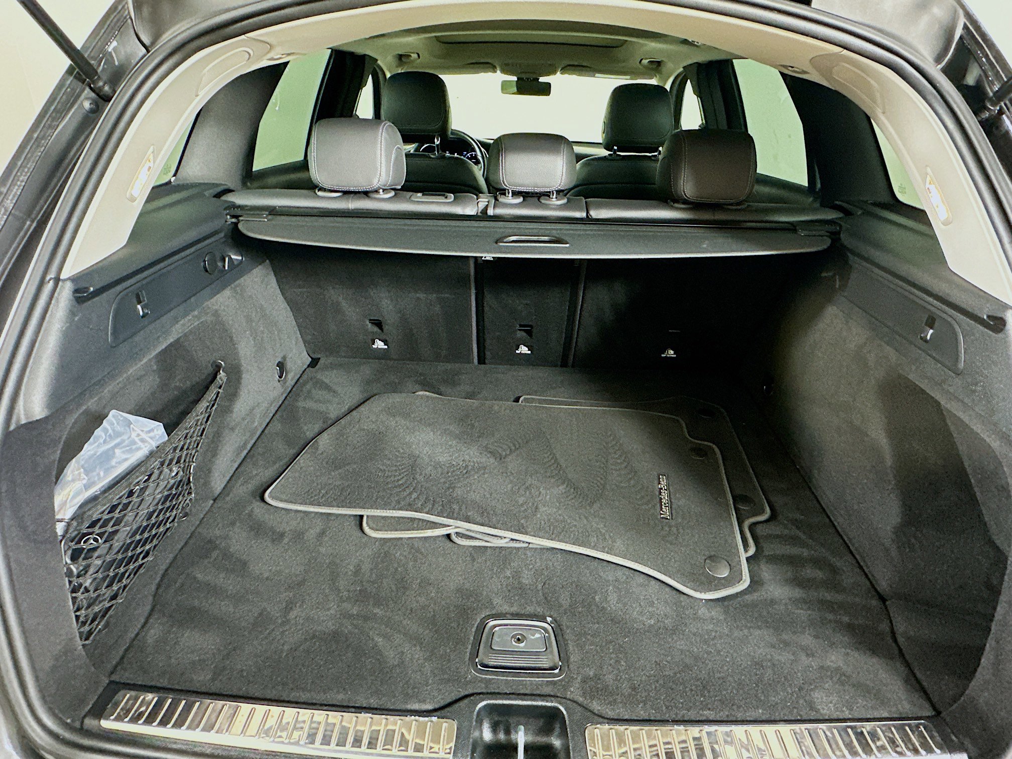 Used 2021 Mercedes-Benz GLC 300 4MATIC image 35