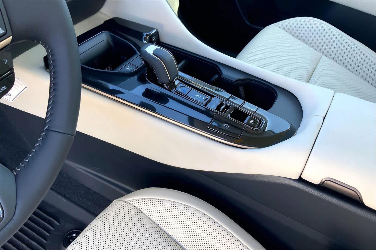 New 2026 Toyota Crown AWD/4WD image 7