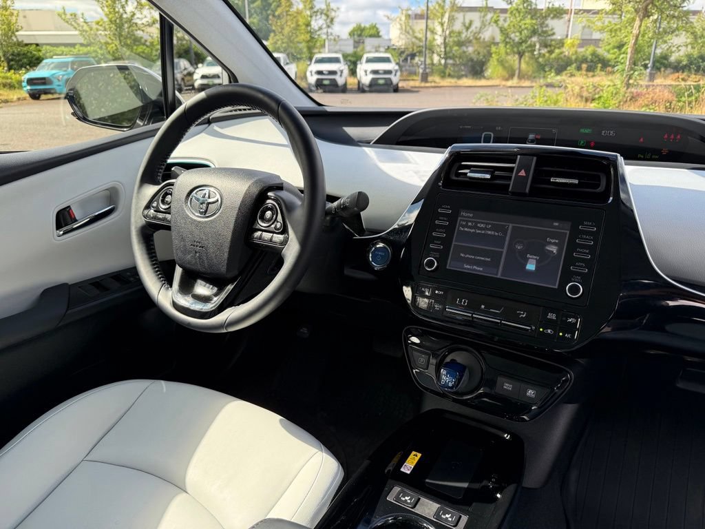 Used 2020 Toyota Prius XLE w/ Advanced Technology Package AWD/4WD image 21
