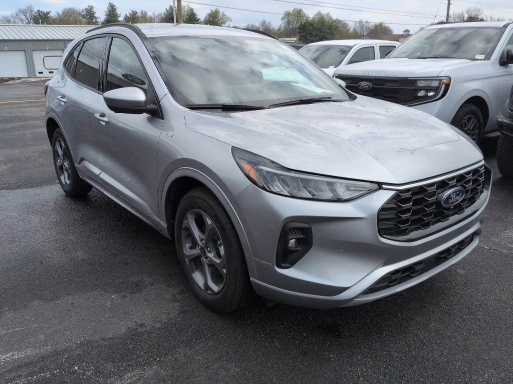 Certified 2023 Ford Escape ST-Line Select w/ Tech Pack #2 image 2