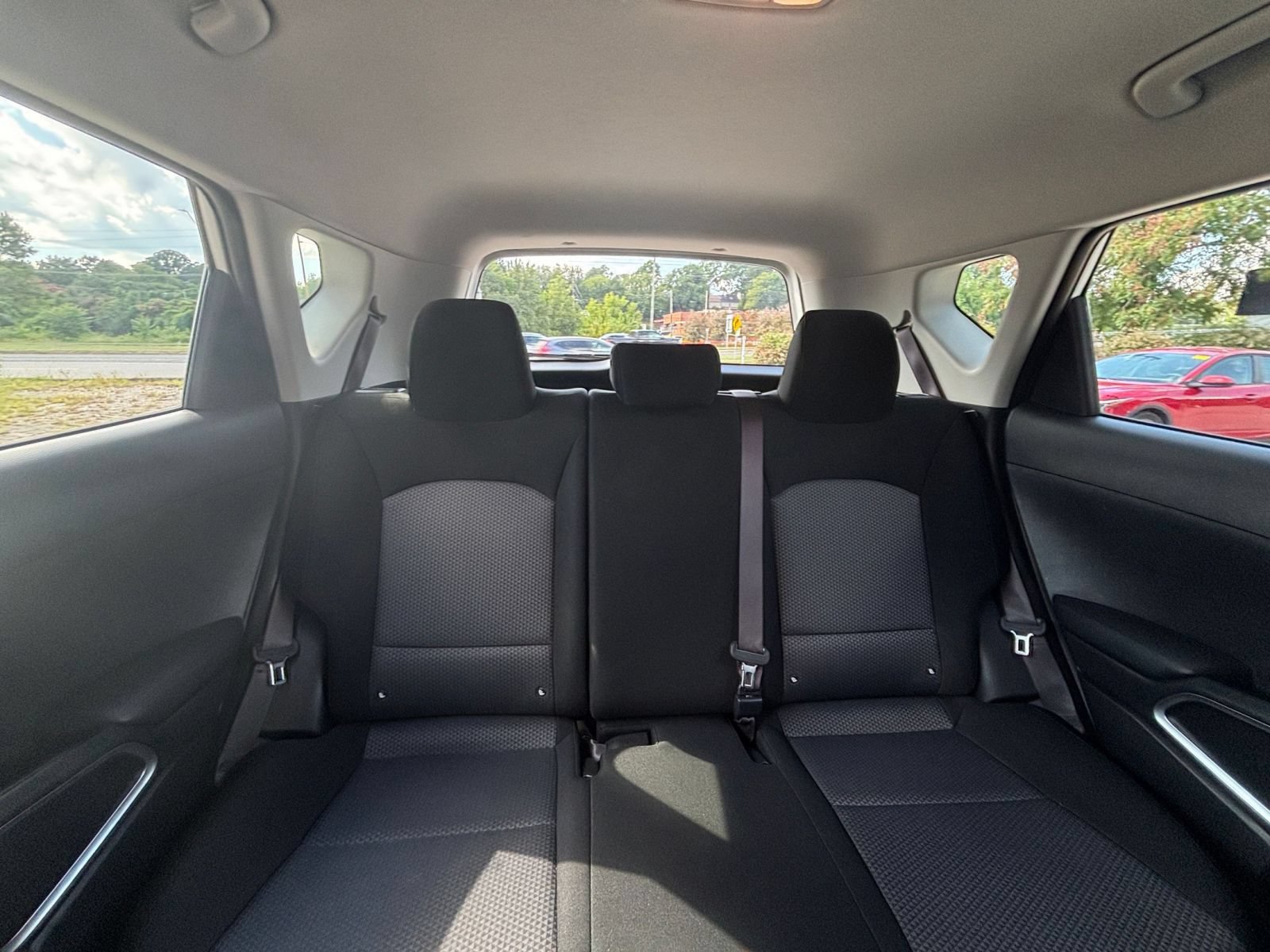 Used 2025 Kia Soul LX w/ LX Technology Package FWD image 35