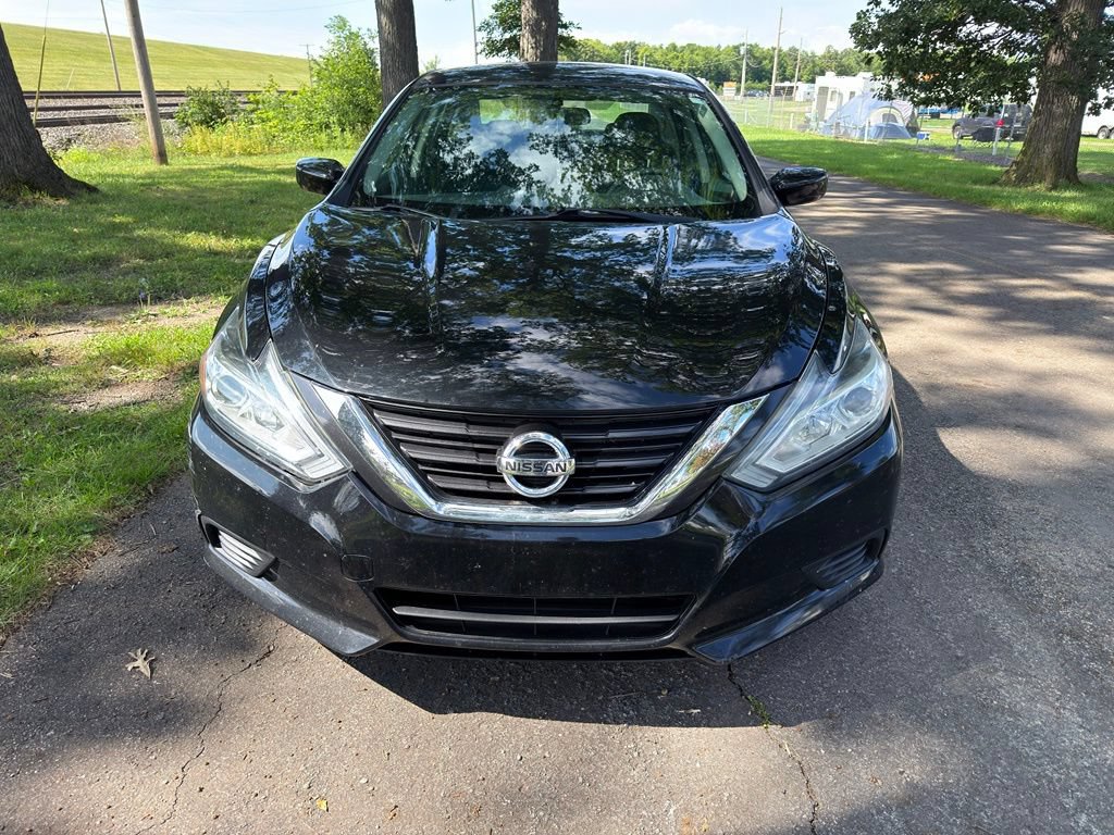 Used 2016 Nissan Altima 2.5 S w/ Power Driver Seat Package FWD image 12