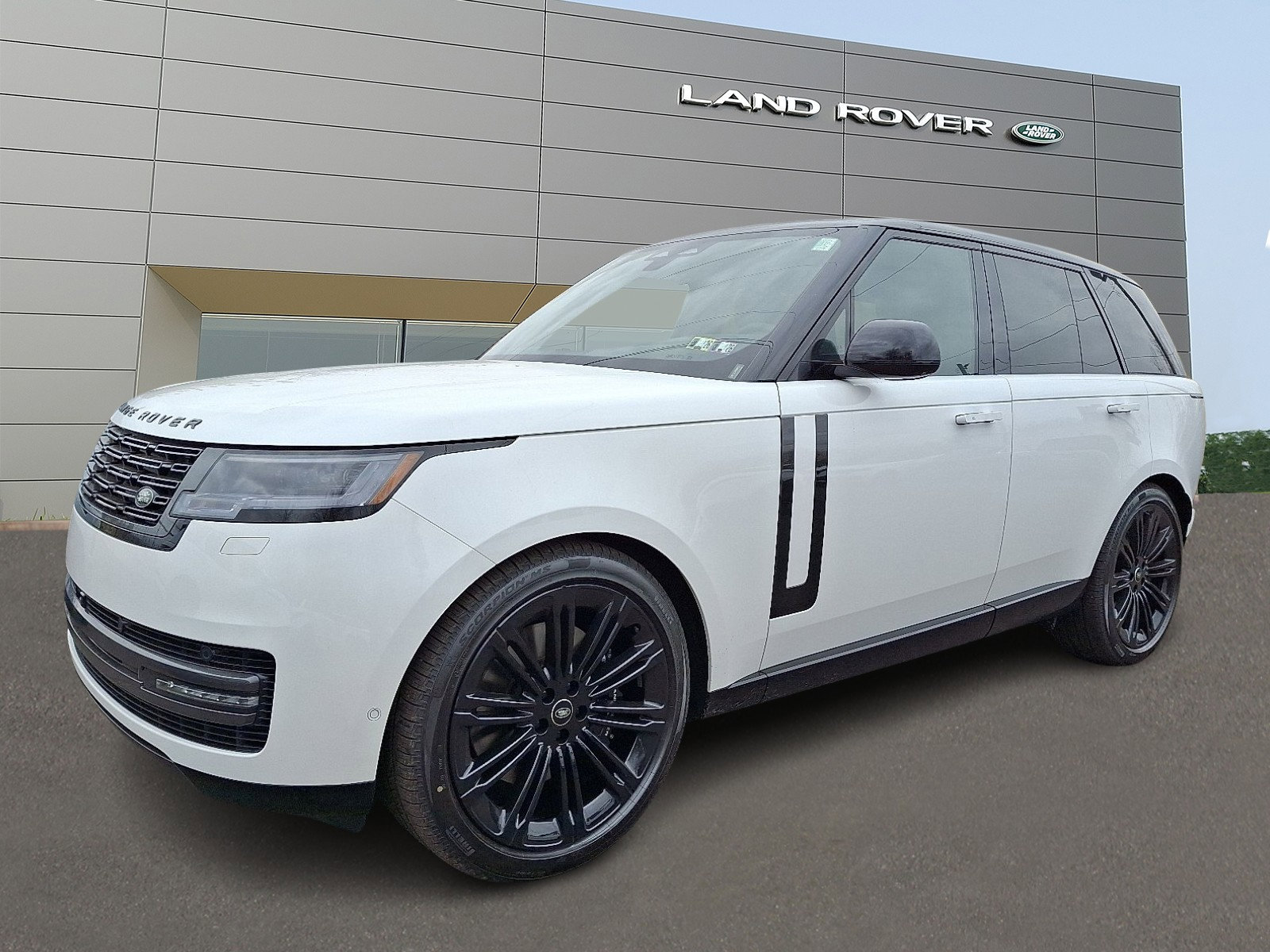 New 2025 Land Rover Range Rover SE image 1