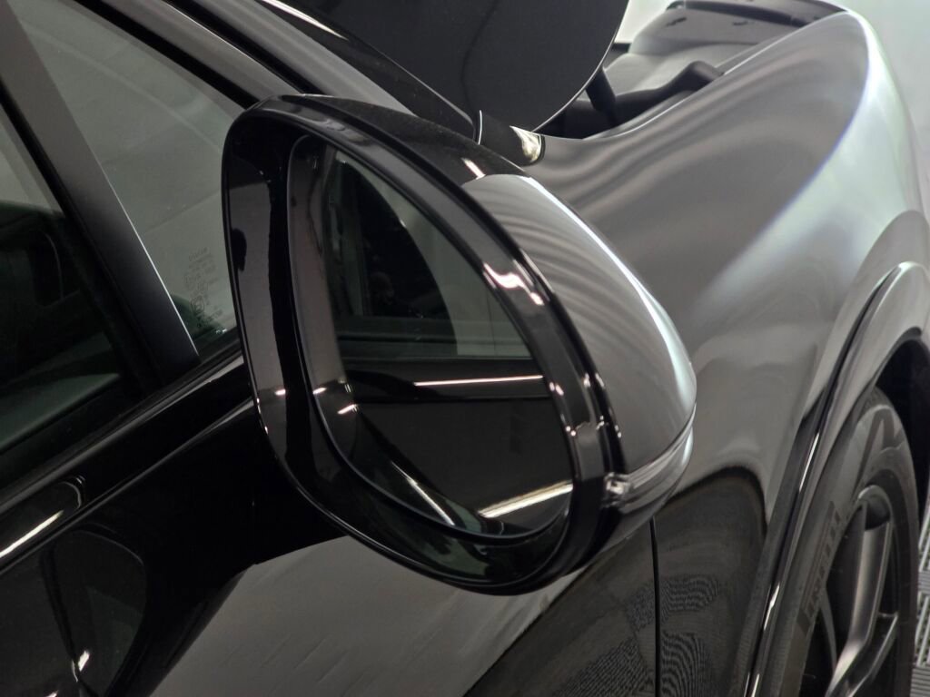 New 2026 Porsche Cayenne GTS image 31